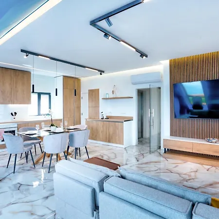 Apartment Vip Sea View *
