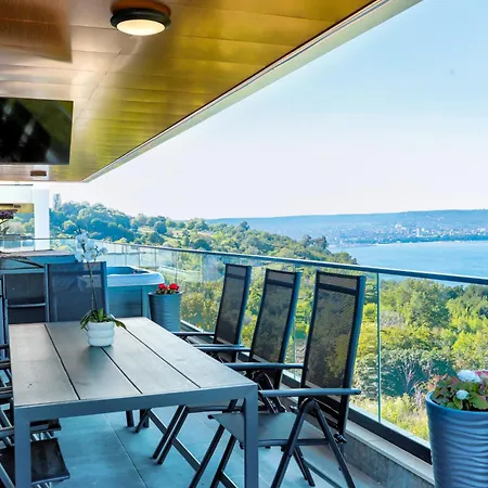 Apartment Vip Sea View Varna