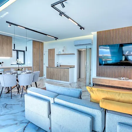 Vip Sea View Apartment Varna